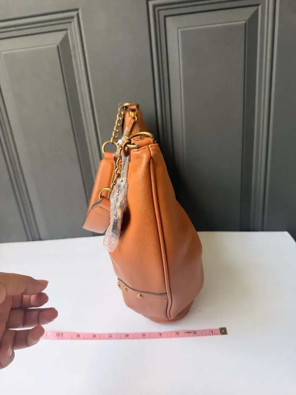 Juicy Couture In Her Juicy Era Hobo Bag in Cinnamon